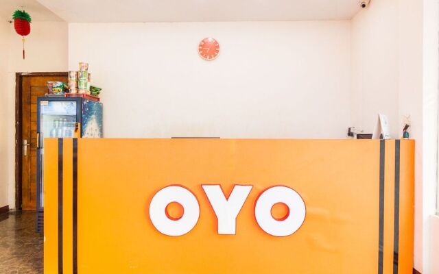 OYO 1671 D-one Hotel