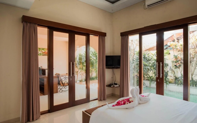 Istha Puri By Dwaraloka