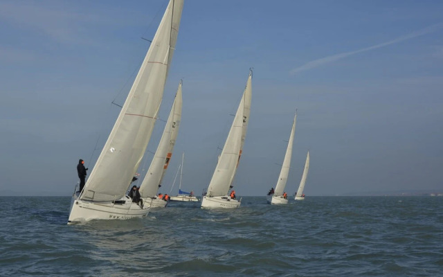 BL YachtClub & Apartments
