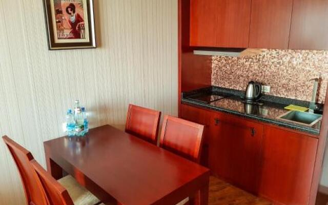 Luxury Dreamland Oasis Apartments