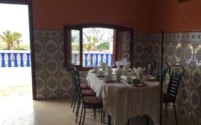 Chez Amel Guoumi