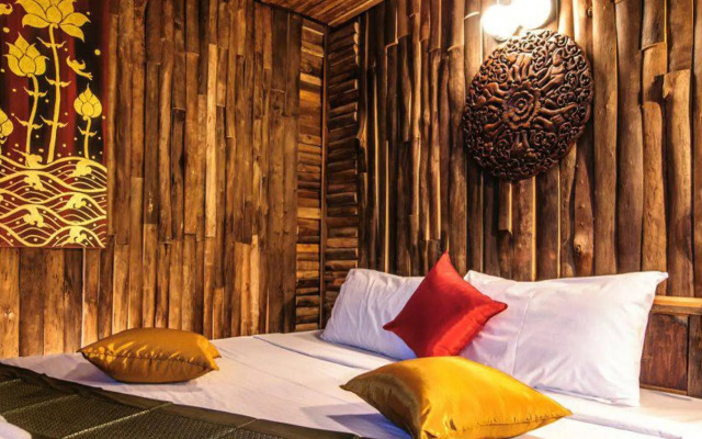 Chart Thip Resort