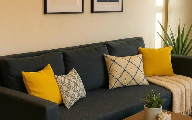 Apartment on Bolshoy Sadovaya pereulok 13/2