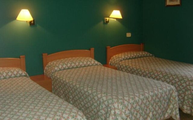 Hostal Pirineos Ainsa