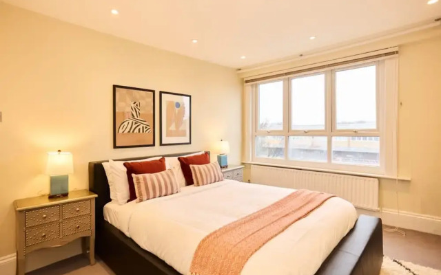 The Peckham Hideaway - Bright 3bdr Flat