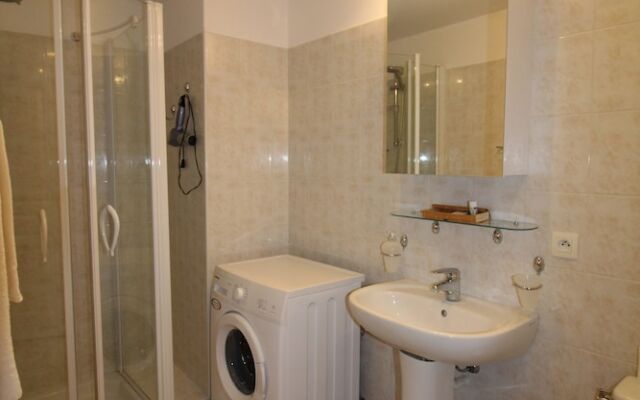 Nice Booking - FRANCE Carré d'Or - Plage