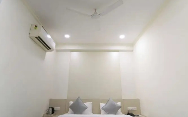 Hari Haran Prestige