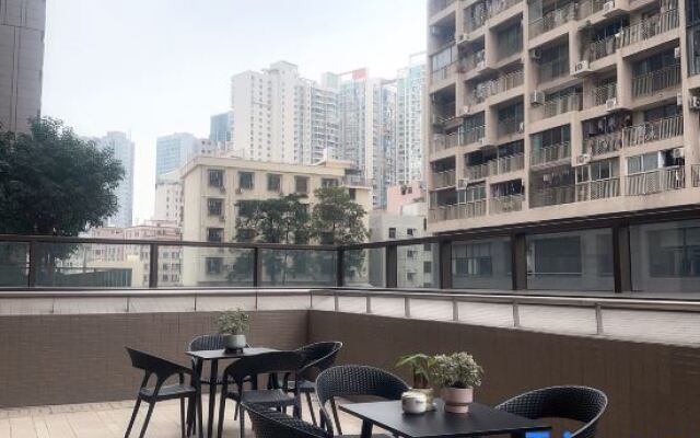 Langhui Executive Apartment (Shenzhen Nanshan Metro Station Raffles Square)