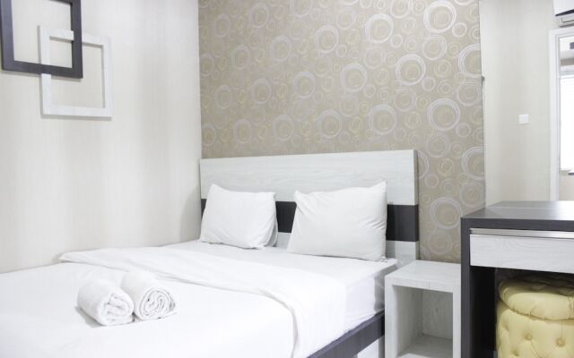 Simply Homey 2BR Apartment Parahyangan Residence