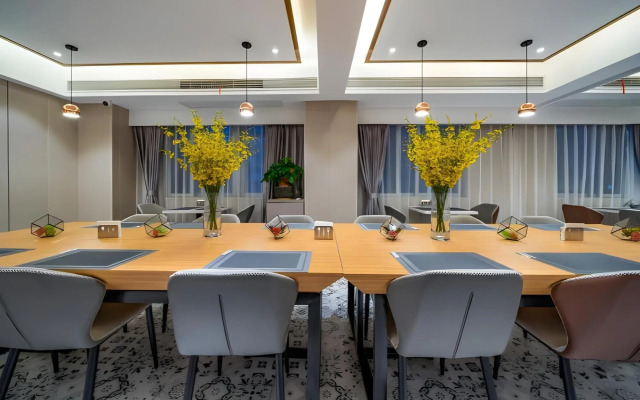 Homeinn Selected Hotel (Zhangzhou Tengfei Road Ancient City)