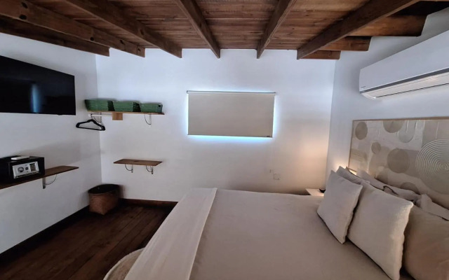 Anaté Beach Apartments, Mangel Alto