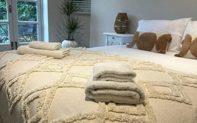 Luxury Family Home Central Bournemouth Sleeps 6