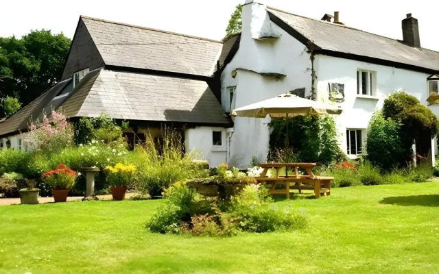 The Nobody Inn
