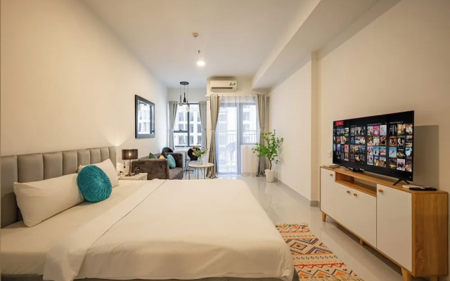 SOHO Premier Residence