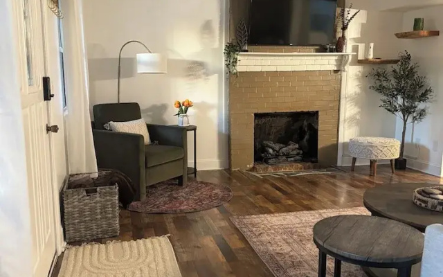 Charming May Street Retreat