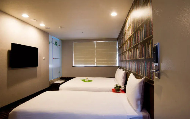 Diary Of Taipei Hotel - Ximen Station