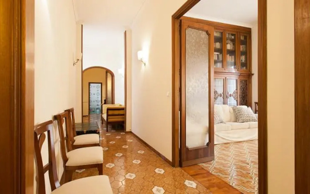 Hadrian House