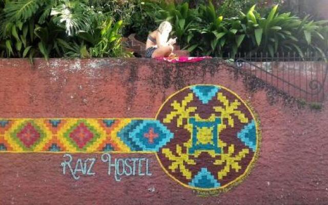 Raiz Hostel