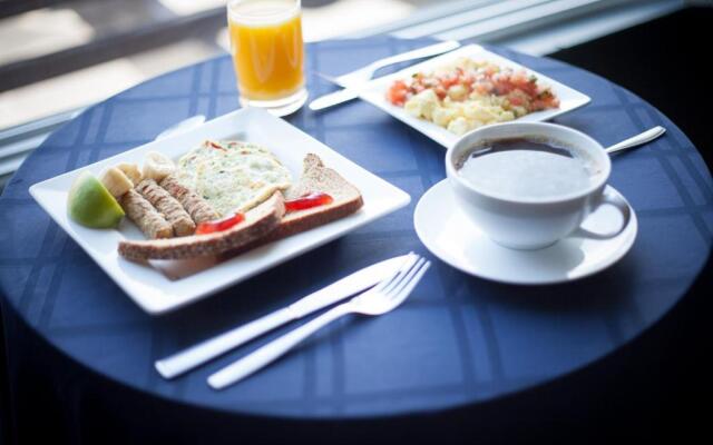 Best Western Plus Avita Suites