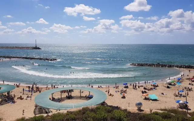 Rotem Suite in MARINA ASHKLON