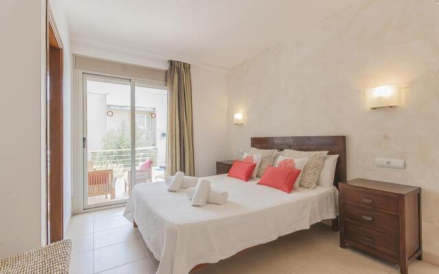 Villa Alcanada Lighthouse