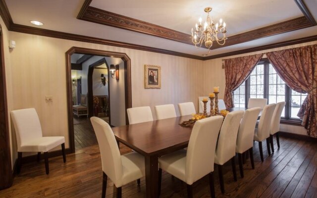Pemberley Place Bed & Breakfast