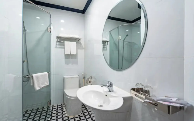 Tuần Châu Resort