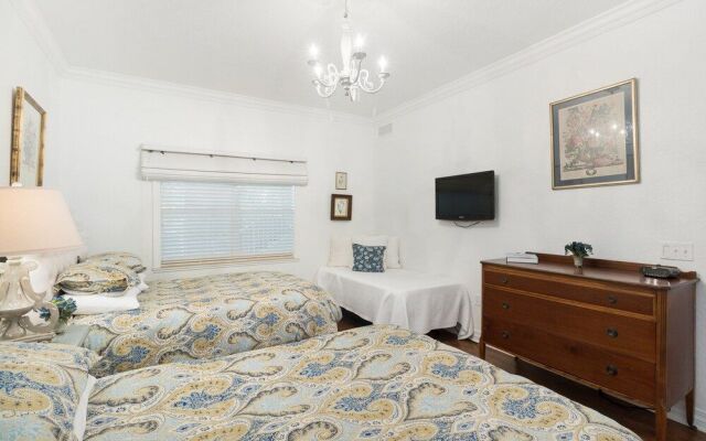 Reunion - 7656 Whisper Way