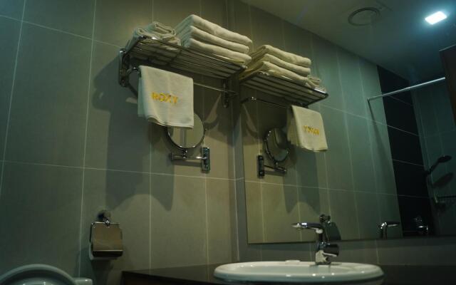 Roxy Hotel and Apartments Hotel