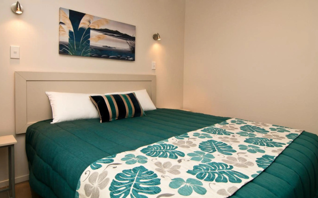 Breakwater Motel – Guest Rooms – Paihia