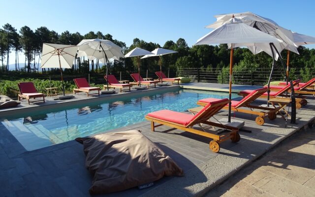 Le Pressoir De La Deveze