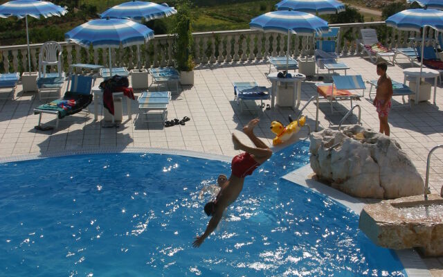 Villaggio Turistico Il Falco
