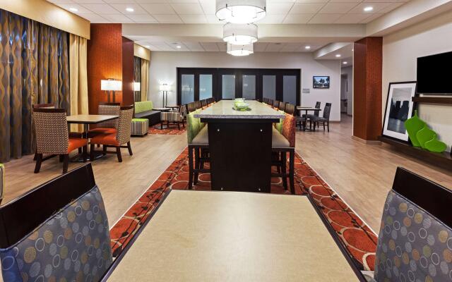 Hampton Inn Marion