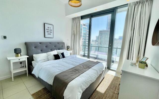 Stunning Marina View with Balcony - Airbetter