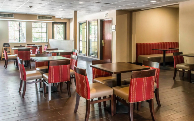 Spark by Hilton Round Rock
