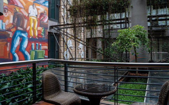 Raphael Penthouse Suites