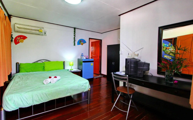 OYO 909 Guiding Star Resort