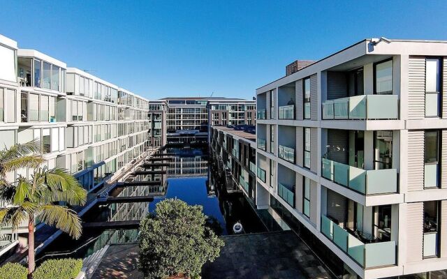 QV Serviced Viaduct Harbour Apartment - 531