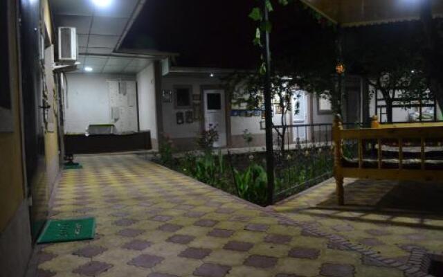 Anisa Hostel