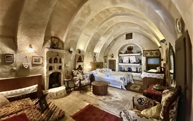Sofa Hotel