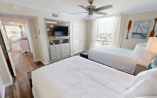 Shoreline Towers 3025 2 Bedroom Condo