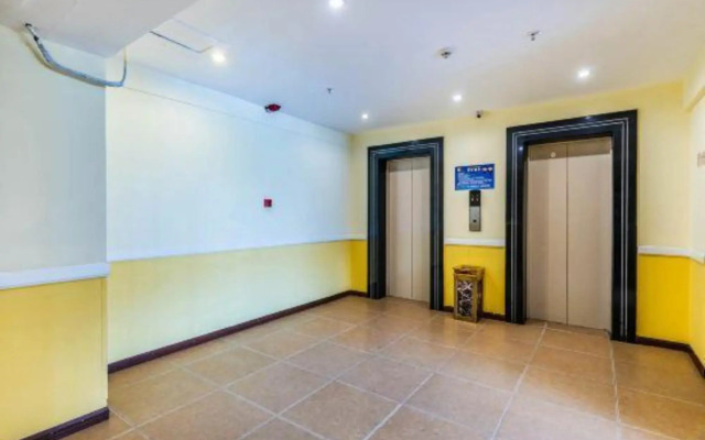 Homeinn Hotel (Lhasa Potala Palace South)