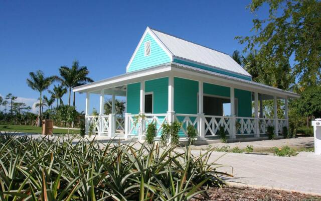 Holiday Inn Express Hotel Naples Downtown - 5th Avenue