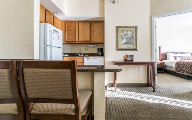Staybridge Suites Chattanooga at Hamilton Place by IHG