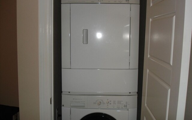 Phoenix 1154 Penthouse