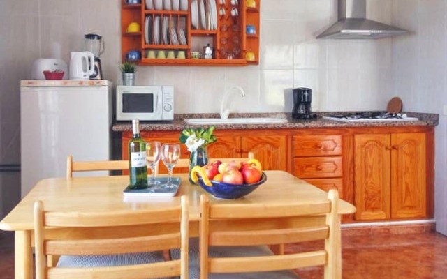 Apartment With 3 Bedrooms in Alojera, With Wifi