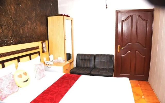 Royal suites Hotel