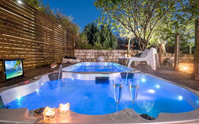 Osnata Boutique Suites