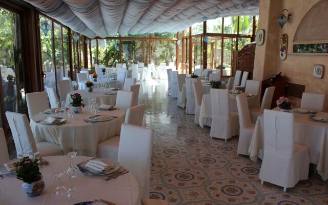 L'Incanto Restaurant & Suites