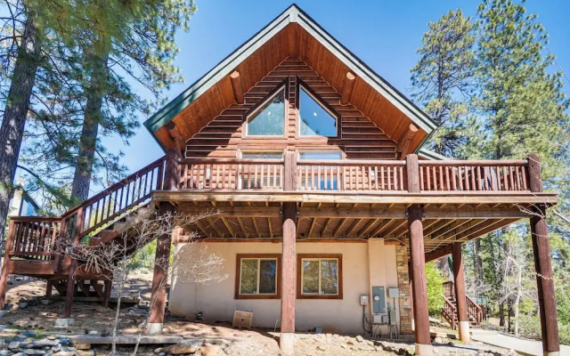 2 Cabins: Group & Family Getaway in Arnold!